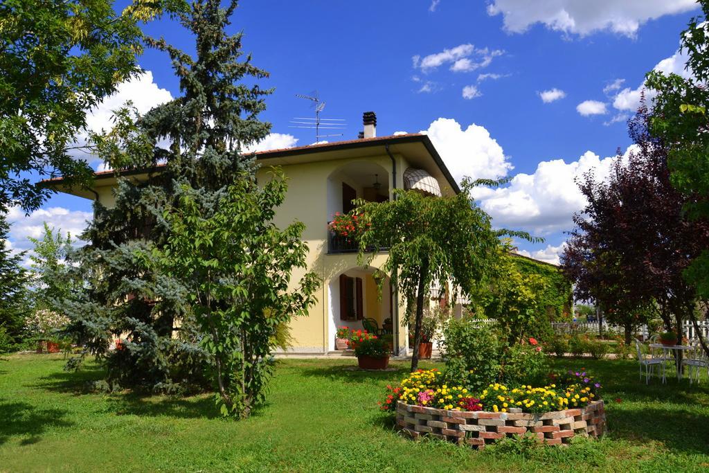 B&B Il Pavone ブッセート エクステリア 写真