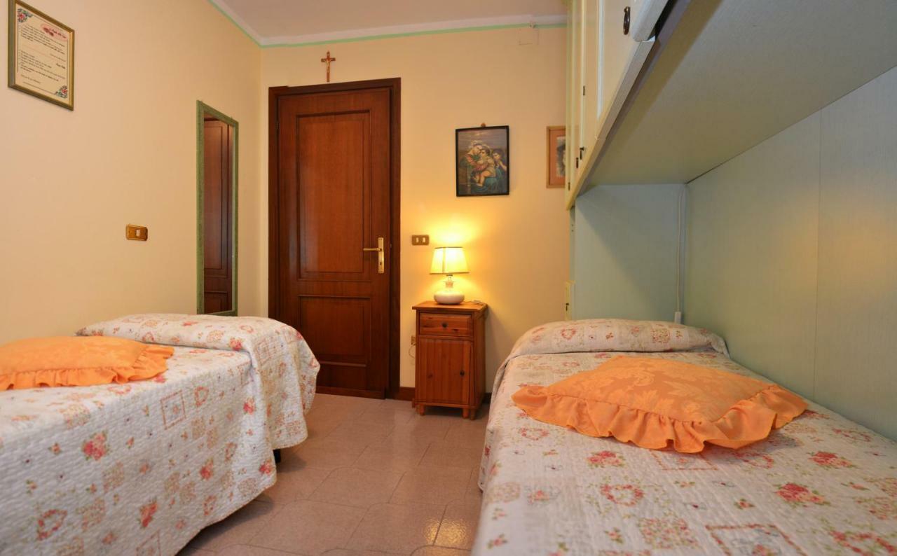 B&B Il Pavone ブッセート エクステリア 写真